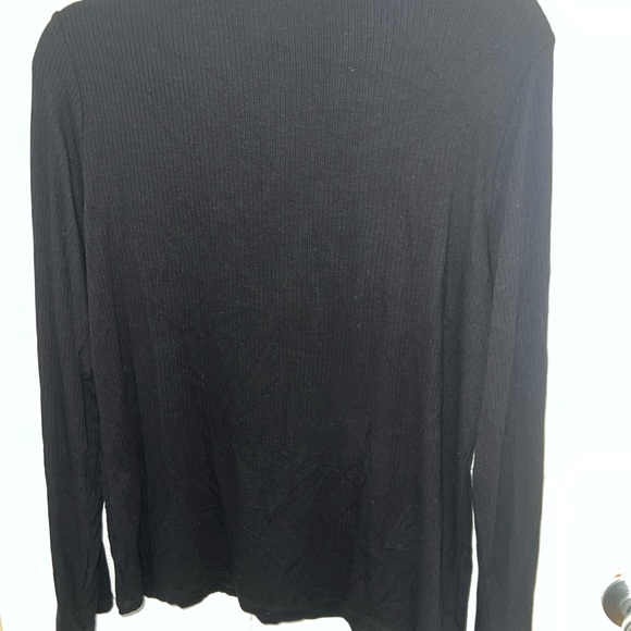 Cyrus Black Long Sleeve Turtleneck Top - Picture 3 of 4